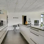 4 Bedroom In