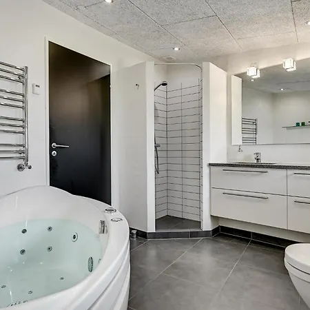 Prázdninový dům 4 Bedroom In Ebeltoft