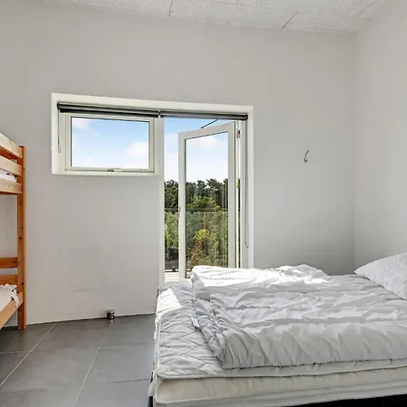 4 Bedroom In Prázdninový dům Ebeltoft